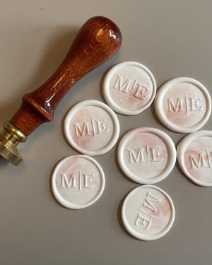 CUSTOMIZED WAX SEAL M|E